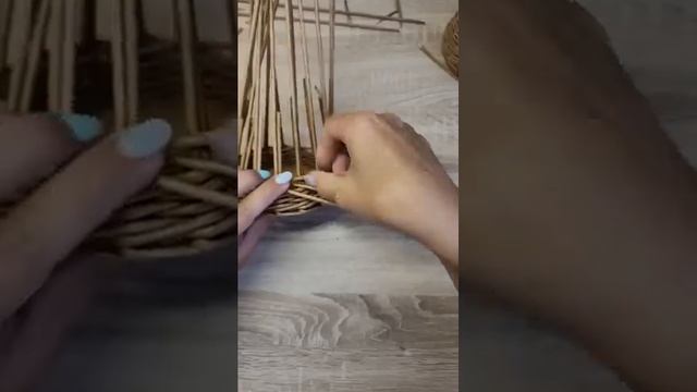 Показываю, как плету без формы и учениц своих призываю? смотреть онлайн