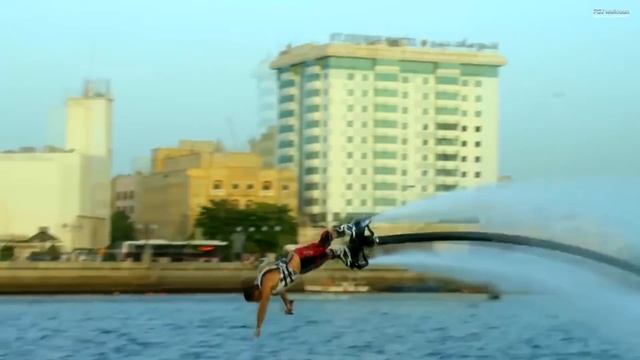 Красивое видео. Flyboard, полет над водой. смотреть онлайн