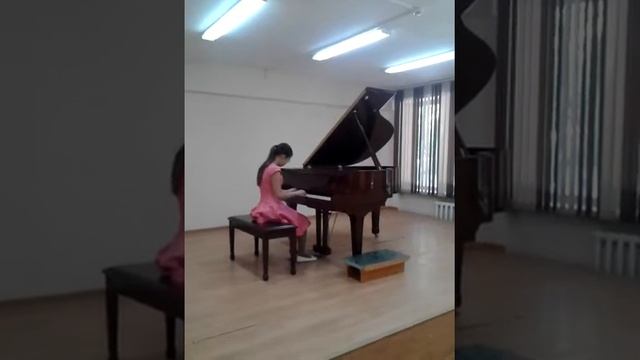 И.С.Бах "Ария" До-мажор, Казахский народный танец "Камажай" (переложение для фортепиано) смотреть онлайн