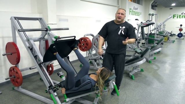 Как тренер должен проводить первое занятие в тренажёрном зале смотреть онлайн