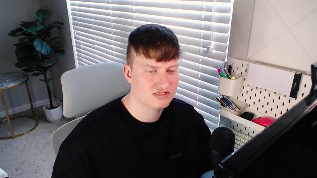 A BUDGET Dynamic Mic? | FIFINE AmpliGame AM8 Review смотреть онлайн