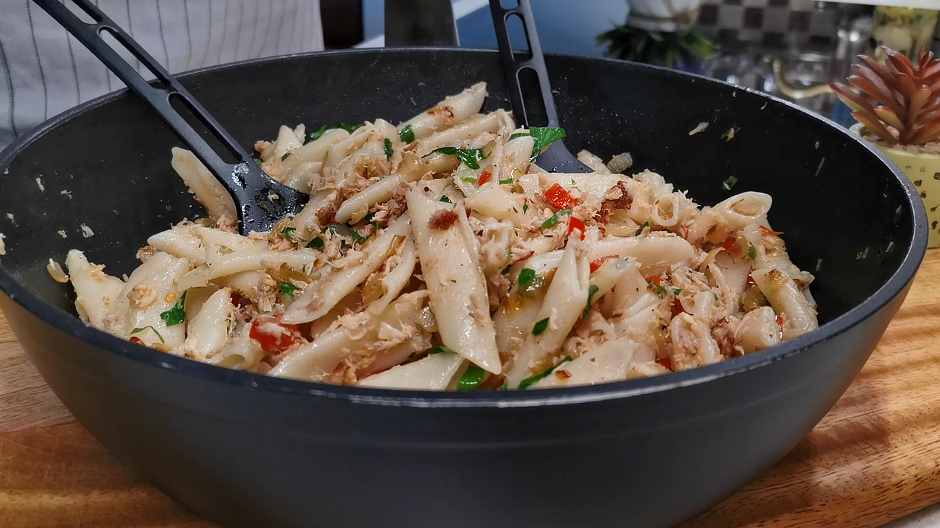 Теперь готовлю МАКАРОНЫ так! Все в восторге от этой вкусноты! Макароны ПО-ФЛОТСКИ по-новому! смотреть онлайн