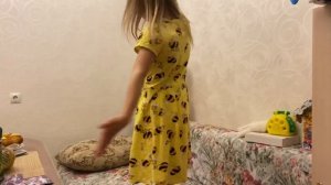 Танец пчёл￼, ты чела я пчеловод, дети танцуют￼