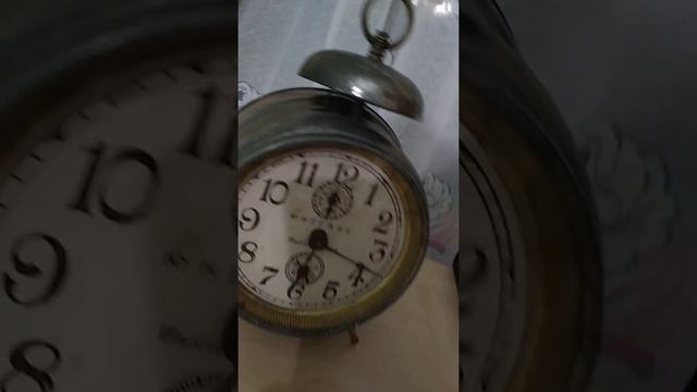 Старинный будильник юнганс.На ходу.Звенит.19 век. смотреть онлайн