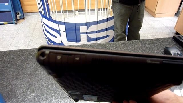 Asus Eee PC 1008P Hands On смотреть онлайн