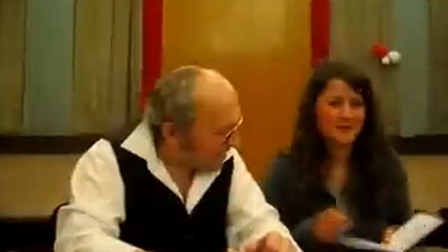 Очень странный преподаватель пристает к ученикам смотреть онлайн