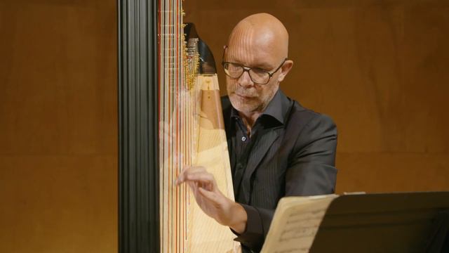 Claude Debussy : Sonate pour flûte, alto et harpe смотреть онлайн