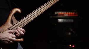 Artist Spotlight | Aram Bedrosian performing "Weightless"