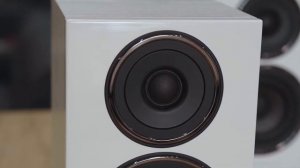 Unboxing: Wharfedale Diamond 12.0 Bookshelf Speakers