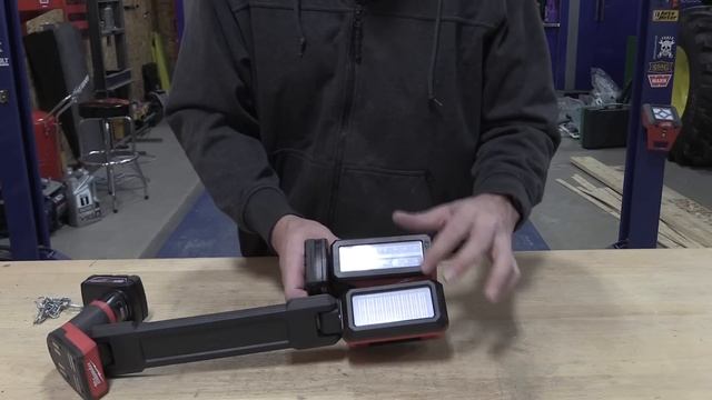 Milwaukee Tool's Best LED Light! M12 Magnetic UnderBody Light 2126-21XC смотреть онлайн