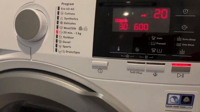 Masina de spalat AEG L6FBG41S смотреть онлайн