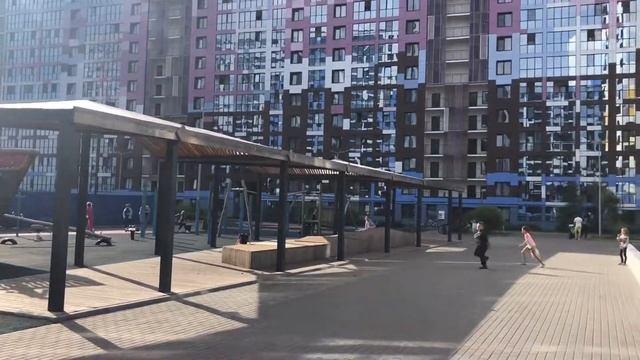 Обзор придомовой территории жк «я-романтик» Санкт-Петербург смотреть онлайн