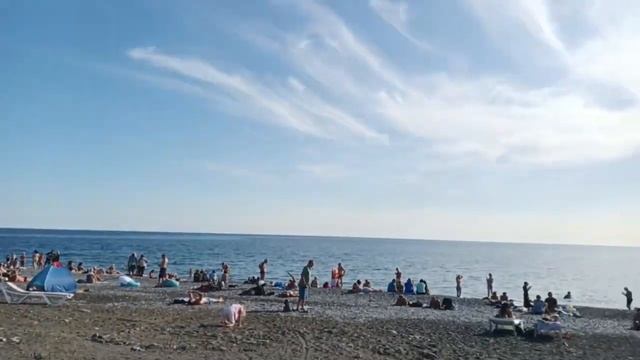 Пляжи Сочи, когда лето не хочет уходить | Прогулки по улицам Сочи | Инвестиции | Starkina Group смотреть онлайн