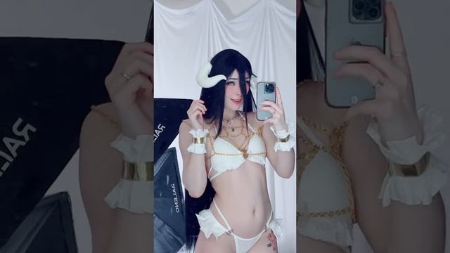 Albedo in ? #overlord #overlordseason4 #albedocosplay #albedo #albedocosplayer #shorts смотреть онлайн