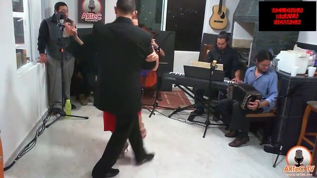 Por una cabeza - Milonga Brava Nómada смотреть онлайн