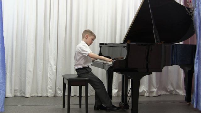 М. Глинка. "Чувство". Т. Лак. Тарантелла смотреть онлайн