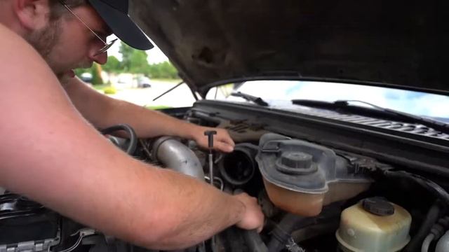03 F350 6.0 Powerstroke S&B Intake смотреть онлайн