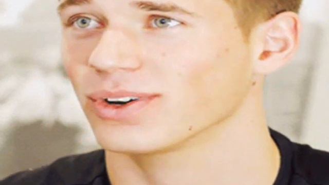 Lo Que Mas-Erik Durm смотреть онлайн