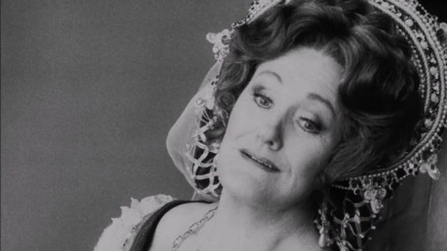"MERCE DILETTE AMICHE" (I VESPRI SICILIANI) JOAN SUTHERLAND, Giuseppe Verdi (BEST HD QUALITY) смотреть онлайн