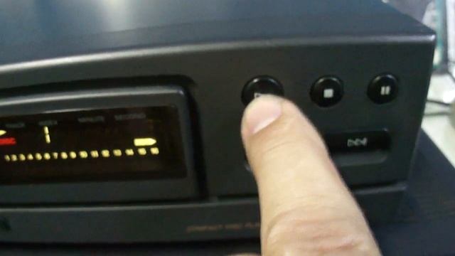 O Rei do Som - CD Player Sony CDP-M27BR смотреть онлайн