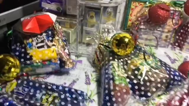 собираем и упаковываем подарки для семьи и родственников/новогоднее настроение/получилось классно!! смотреть онлайн