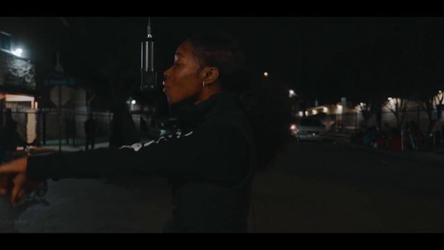 Ciani Mills "Smile" | MIC CHECKD LIVE PERFORMANCE смотреть онлайн