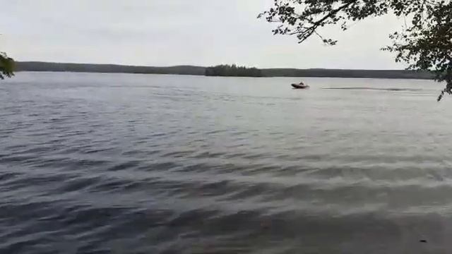 Лодка 3500 под мотором Mikatsu 5. смотреть онлайн