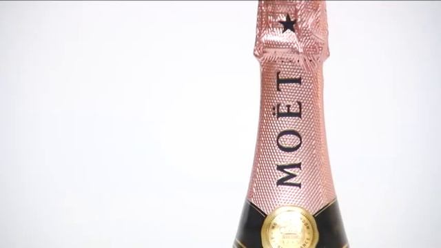 Moët et Chandon Brut Rosé смотреть онлайн