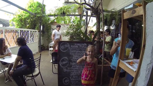 Хуахин Inu Cafe Hua Hin / Кафе с Собачками Шиба-Ину смотреть онлайн