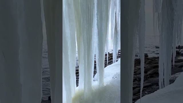 «Ледяные занавески» на Вятлина в Приморском крае. Мыс Вятлина - это место, чарующее своей  красотой
