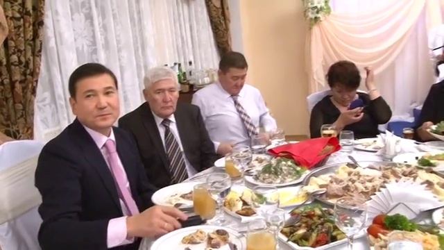 Зажигательный танец группы КУБА /// Incendiary dance of the Cuba group!!! смотреть онлайн