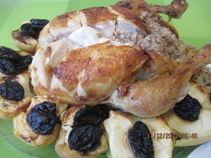 Готовим каждый выходной. Курочка фаршированная гречкой. смотреть онлайн