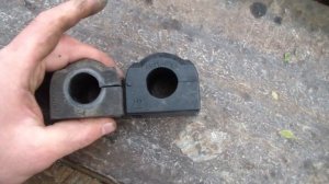 Замена передних втулок стабилизатора на Mitsubishi Outlander3