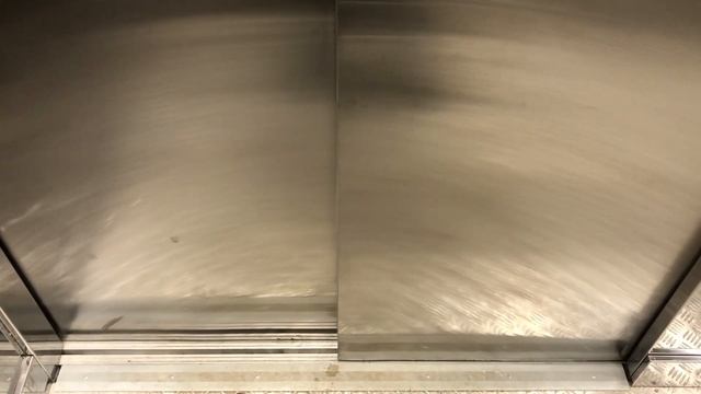 [СВЕТ В ШАХТЕ] ЛИФТ КМЗ 1000 КГ 12 ПАССАЖИРОВ НА СТАНЦИИ «МИЧУРИНСКИЙ ПРОСПЕКТ» смотреть онлайн