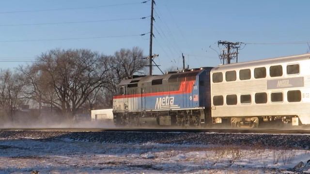 Metra Express at Melrose Park, Illinois смотреть онлайн