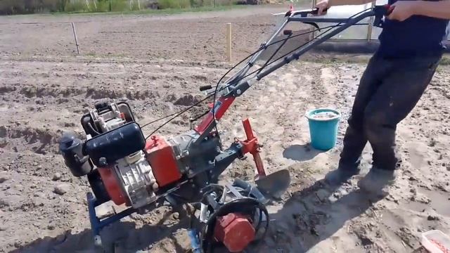 Посадка картоплі 2022рік все по простому. смотреть онлайн