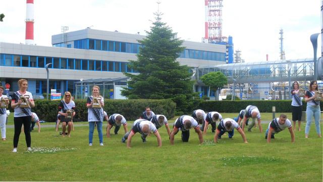 LOTOS Oil w #GaszynChallenge смотреть онлайн