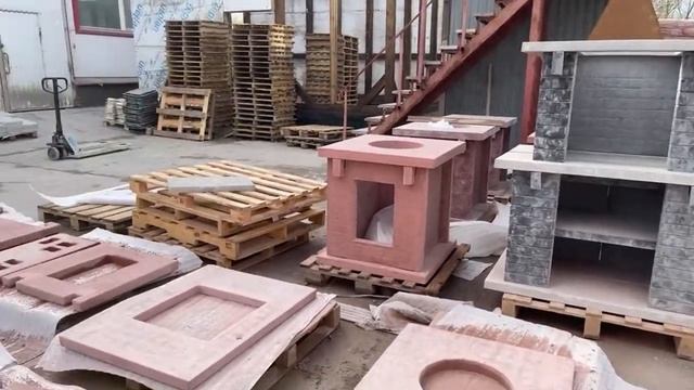 Производство бетонных изделий по технологии вибролитья – расформовка поребриков, бордюров и ступене смотреть онлайн