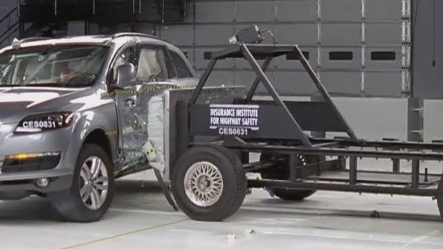2008 Audi Q7 side IIHS crash test смотреть онлайн