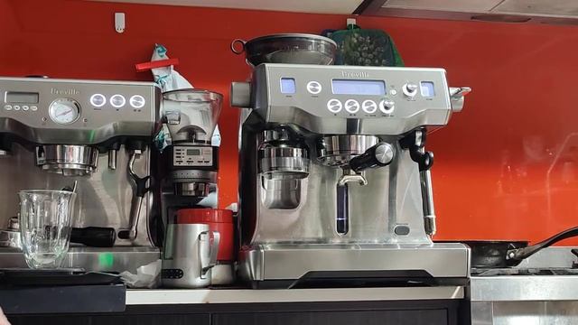 Breville Oracle BES980 Demo for Dallas 23/10/2021 смотреть онлайн