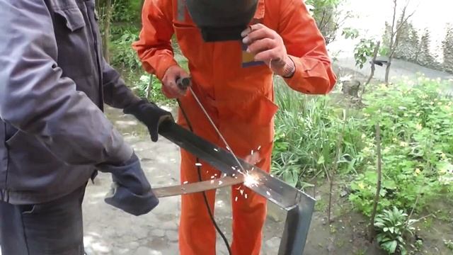 НАДЁЖНАЯ УСТАНОВКА ЖЕЛЕЗНОЙ ДВЕРИ!!! смотреть онлайн