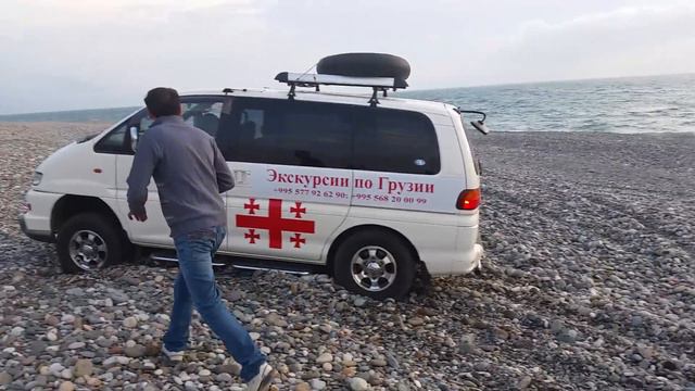 Mitsubishi Delica. BATUMI, GEORGIA смотреть онлайн