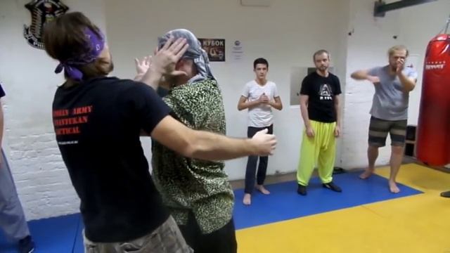 Kuntao Mindanao Silat - Guro Alexander Plaksin. Уличный Пенчак-Силат в Москве смотреть онлайн
