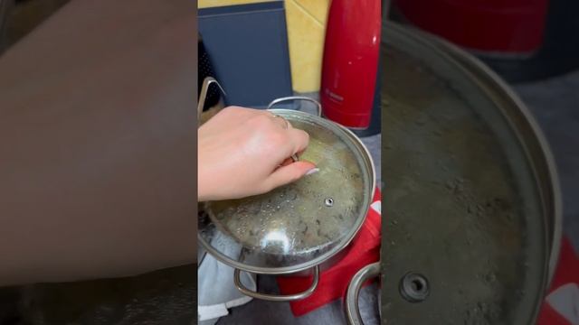 Как должна готовить жена?Вся семья сидит на детском меню ибо мне лень готовить каждому ?#еда #меню