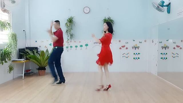 Hãy Cho Tôi??Cha Cha BACHATA Dân Vũ cực HOT? ?Vợ chồng Phụng Trần?? смотреть онлайн