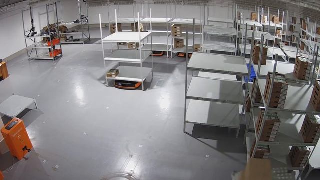 Роботизированный склад. Пол, его качество и состояние. смотреть онлайн