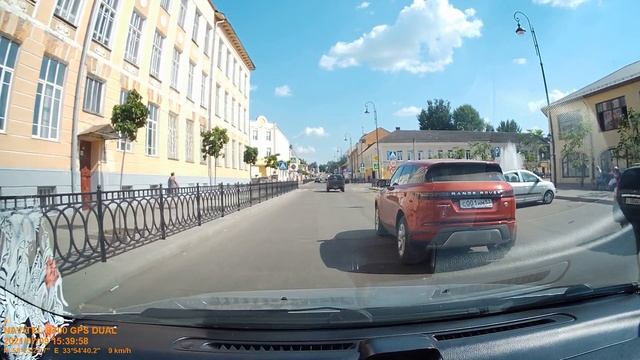 Пример дневной съёмки регистратора Navitel R700 GPS Dual смотреть онлайн
