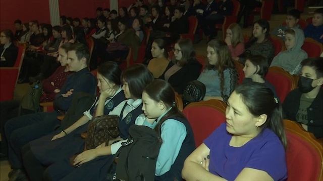 О полицейских-героях поставил спектакль костанайский драмтеатр смотреть онлайн