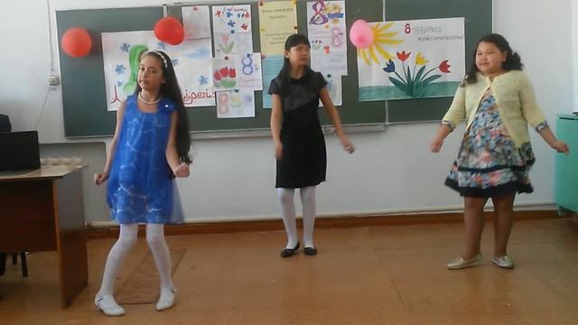 танец на песню "просто мы маленькии звёзды" смотреть онлайн