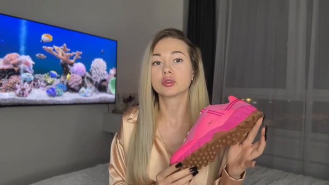 Заказала кроссовки Nike Jacquemus за 12000 руб из Америки смотреть онлайн